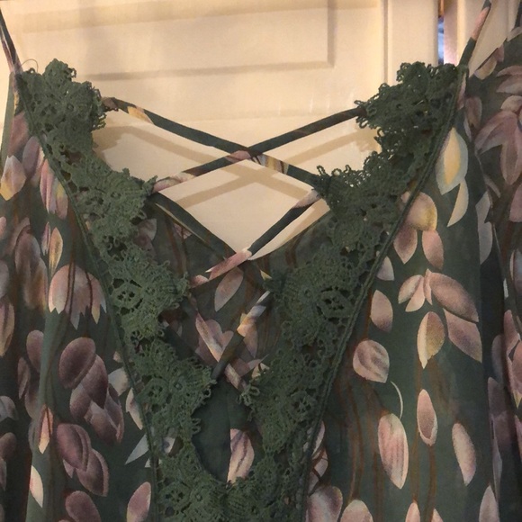 Blu heaven top LARGE NWT - Picture 2 of 5